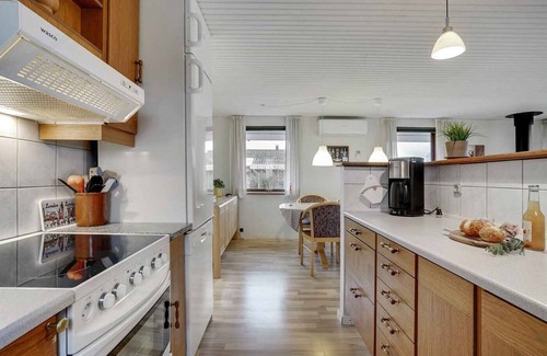 Skastrup Strand House | Cosy holiday house near child friendly beach