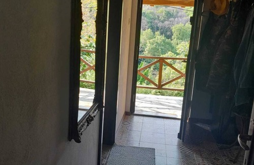 Tsagarada House | Cosy house with large terrace