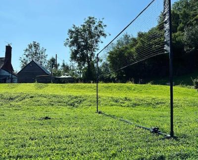 Tenbury Wells House | Cosy Hut Immersed in Nature with Private Hot Tub