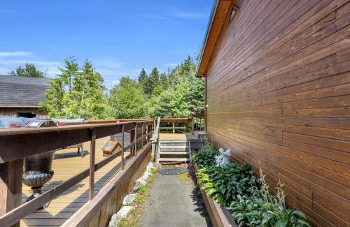 Clifton Royal House | Cosy Lake Paradise 4-Bed Retreat Pet Friendly