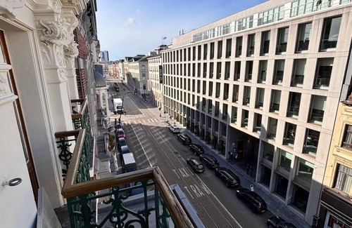 Quartier de la Cathedrale Apartment | Cosy room downtown