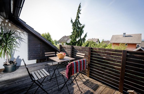 Zirovnica Apartment | Cosy & Spacious Apt. Benč