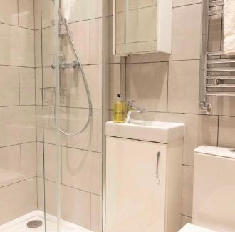 Putney Apartment | Cosy studio flat in Putney, London