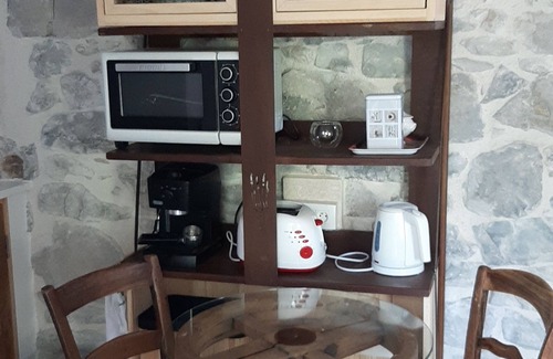 Ubraye Apartment | Cosy studio in a farmhouse