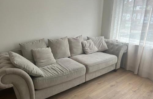 Hull House | Cosy stylish house West Hull