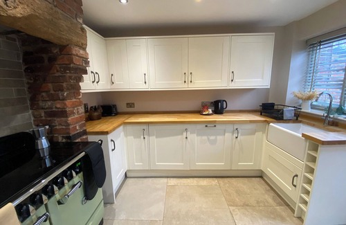 Stone Cottage | Cosy two bedroom cottage with log fire in the beautiful village of Swynnerton.