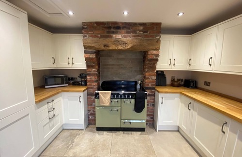Stone Cottage | Cosy two bedroom cottage with log fire in the beautiful village of Swynnerton.