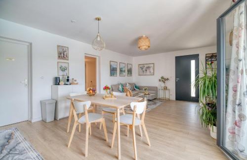 Aureville Apartment | Coteaux en Vue