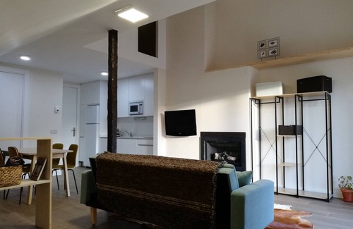 Gavin House | Cotefablo House. Sorrosal accommodation. Gavín (Biescas)