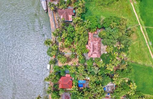 Mankombu House | Cotelac Heritage Lake Resort by VOYE HOMES