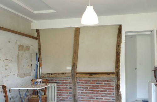 La Celle-sur-Nievre House | Cottage 2 to 9 people La Chaumière de Mauvrain, out of time, forest 100m