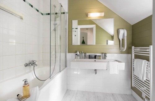 Chamouille Cottage | Cottage ∙ 4 bedrooms ∙ 8 guests