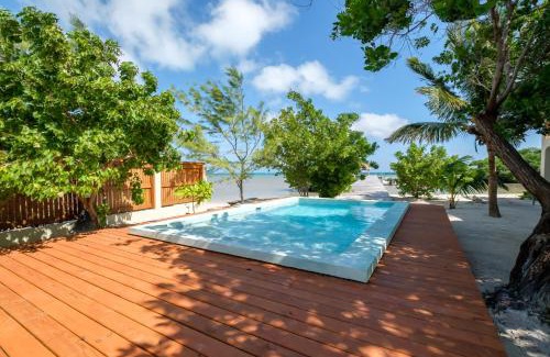 Caye Caulker House | Cottage 5 at Island Pearl Gold Standard Certified
