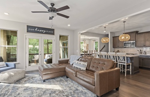 Tullahoma Cottage | Cottage at Tims Ford Lake next to/Marina/and Restaurant