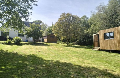 Gouesnach Cottage | Cottage Bois au Milieu de Notre Jardin Arboré de 2000 m2