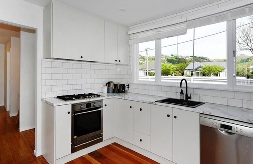 Christchurch House | Cottage Charm at Number 2