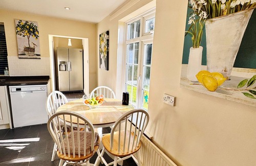 Ravensden Apartment | Cottage. Comfy, luxury, Rural.