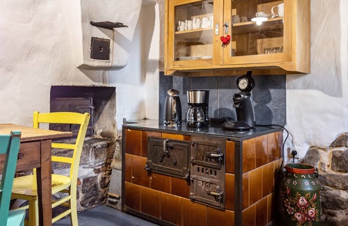 Villingen-Schwenningen Cottage | Cottage 'Schwarzwald - Ferienhaus In' with Private Terrace and Wi-Fi