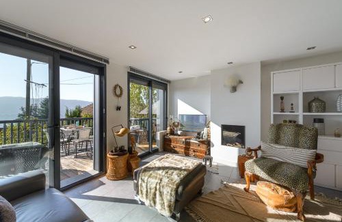 Veyrier-du-Lac Ski Chalet | Cottage Flottant - Vue Lac