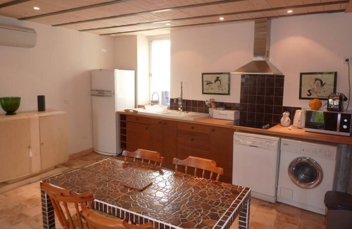 Aubussargues Cottage | Cottage for 4 in a small village near Uzès, with garden, pool and airco