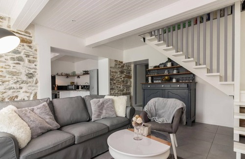 Arbas House | Cottage 'Gîte De Pène Blanque' with Mountain View, Private Terrace and Wi-Fi