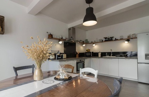 Arbas House | Cottage 'Gîte De Pène Blanque' with Mountain View, Private Terrace and Wi-Fi