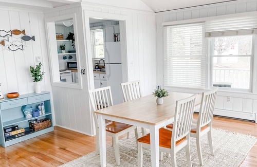 Ogunquit Cottage | Cottage Getaway - Walk to Beach & Downtown Sleep 7