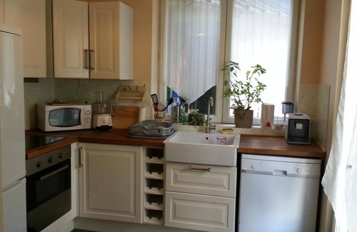 Cuffies House | Cottage 'Gîte Biocoquelicot 5min De Soissons' with Private Garden and Wi-Fi