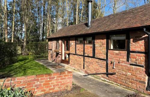 Boraston House | Cottage in Jacobean Farmhouse grounds