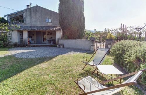 Oppede House | Cottage in Oppède with Pool and Garden