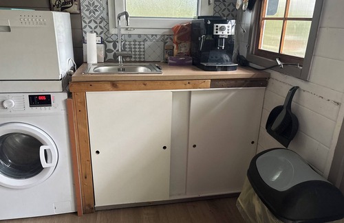 Salperwick Ski Chalet | Cottage in the water accessible only by boat