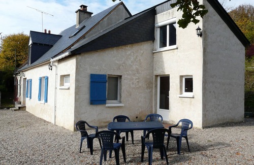 Mont-Saint-Jean Cottage | Cottage located in the countryside near the lake and the forest of Sillé le guillaume