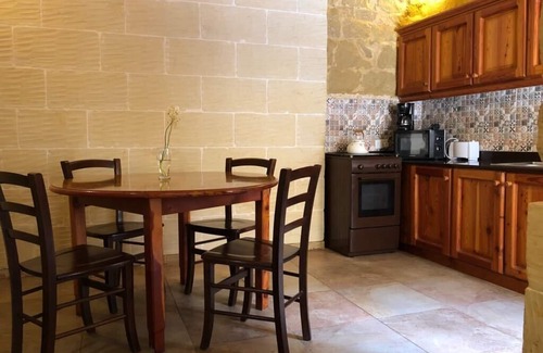 Santa Lucija Cottage | Cottage located in the heart of the quiet small village of Santa Lucija