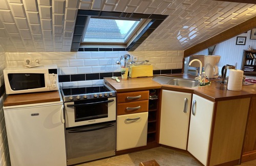 Basly Cottage | Cottage Loft 2 to 6 people, (if necessary + rooms)