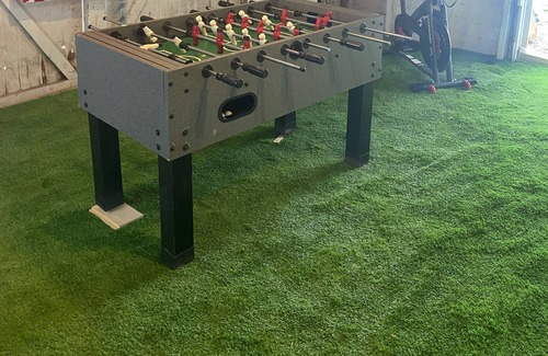 Newport East House | Cottage nestled between beaches and minutes to Newport