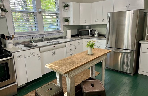 Bloomington Cottage | Cottage on Kirkwood Walkable
