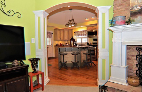 Macon House | Cottage on Lake Tobesofkee-225 ft Shore-Great Views