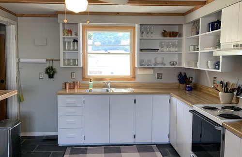 Eagle River Cottage | Cottage on Pine: Fall Adventures Begin Here – Hiking, Waterfalls & More
