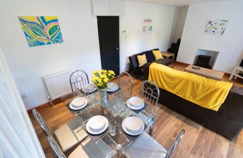 Abercarn Apartment | Cottage On The Hill