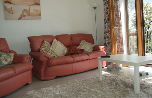 Pendine House | Cottage , seaside views, quiet beach, awesome view