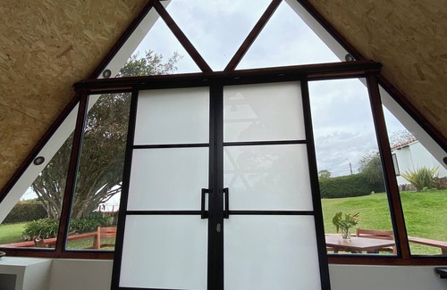 Rionegro Cabin | Cottage surrounded by nature, an ideal place to rest and enjoy with your partner.