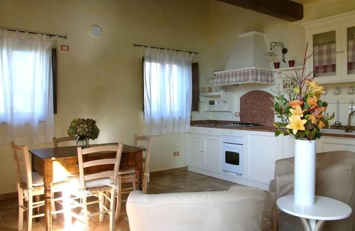 Amandola House | Cottage with breathtaking views of the Sibillini Mountains