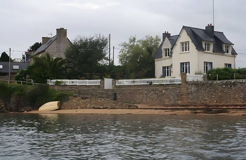 Lanmodez House | Cottage with Stunning Sea View, Direct Beach Access