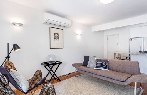 Cottesloe Apartment | Cottesloe Seadragon Apartment