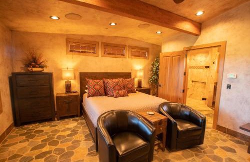 Torrey Hotel | Cougar Ridge Resort