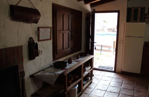 Espeja de San Marcelino House | Country House 'La Chimenea De Soria II' with Mountain Views, Shared Pool and Wi-Fi