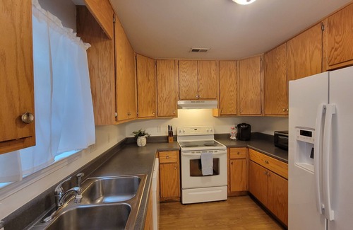 Golden Grove House | Country escape with AC near Greenville, SC