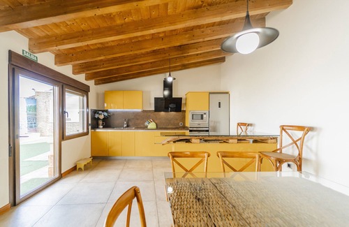 Melgar de Fernamental House | Country House 'Hortelanos' with Private Garden and Wi-Fi