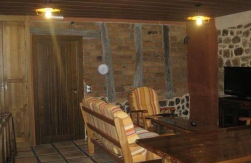 Salas de los Infantes House | Country House 'La Botería' with Private Garden, Balcony and Wi-Fi