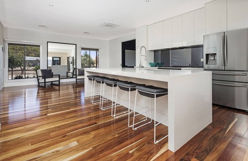 Bullengarook House | Country Heights - The Relaxing Getaway